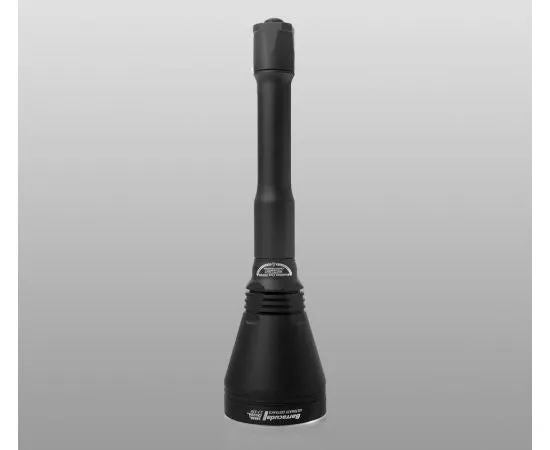 Armytek Barracuda Pro Armytek Barracuda Pro XHP35 HI Warm Light Long Throw Search Light 1400 Lumens