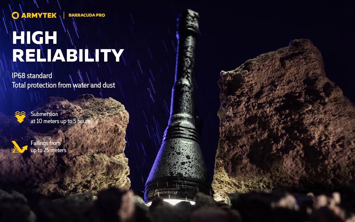 Armytek Barracuda Pro Armytek Barracuda Pro XHP35 HI Warm Light Long Throw Search Light 1400 Lumens