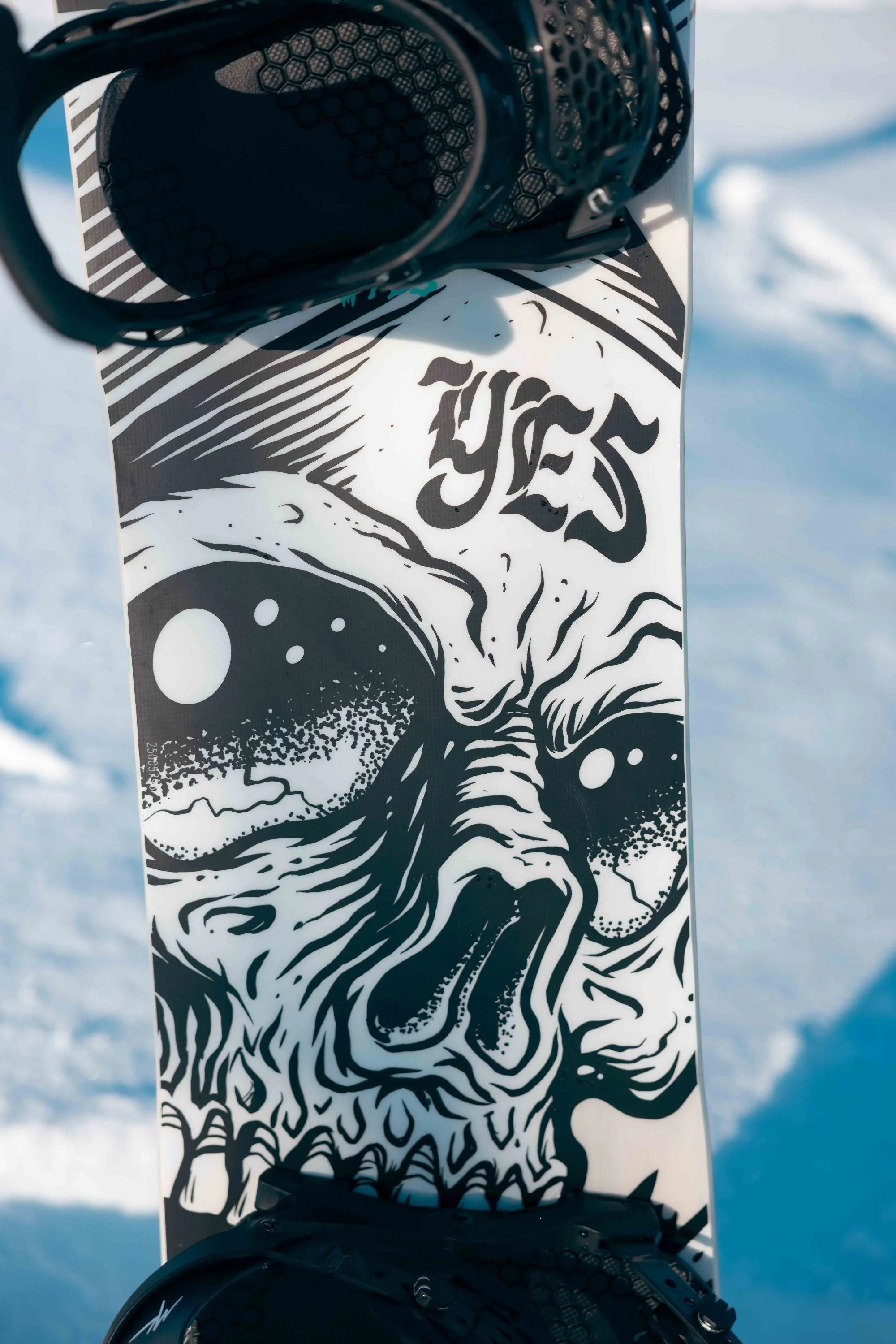 Yes All-In Snowboard 2025