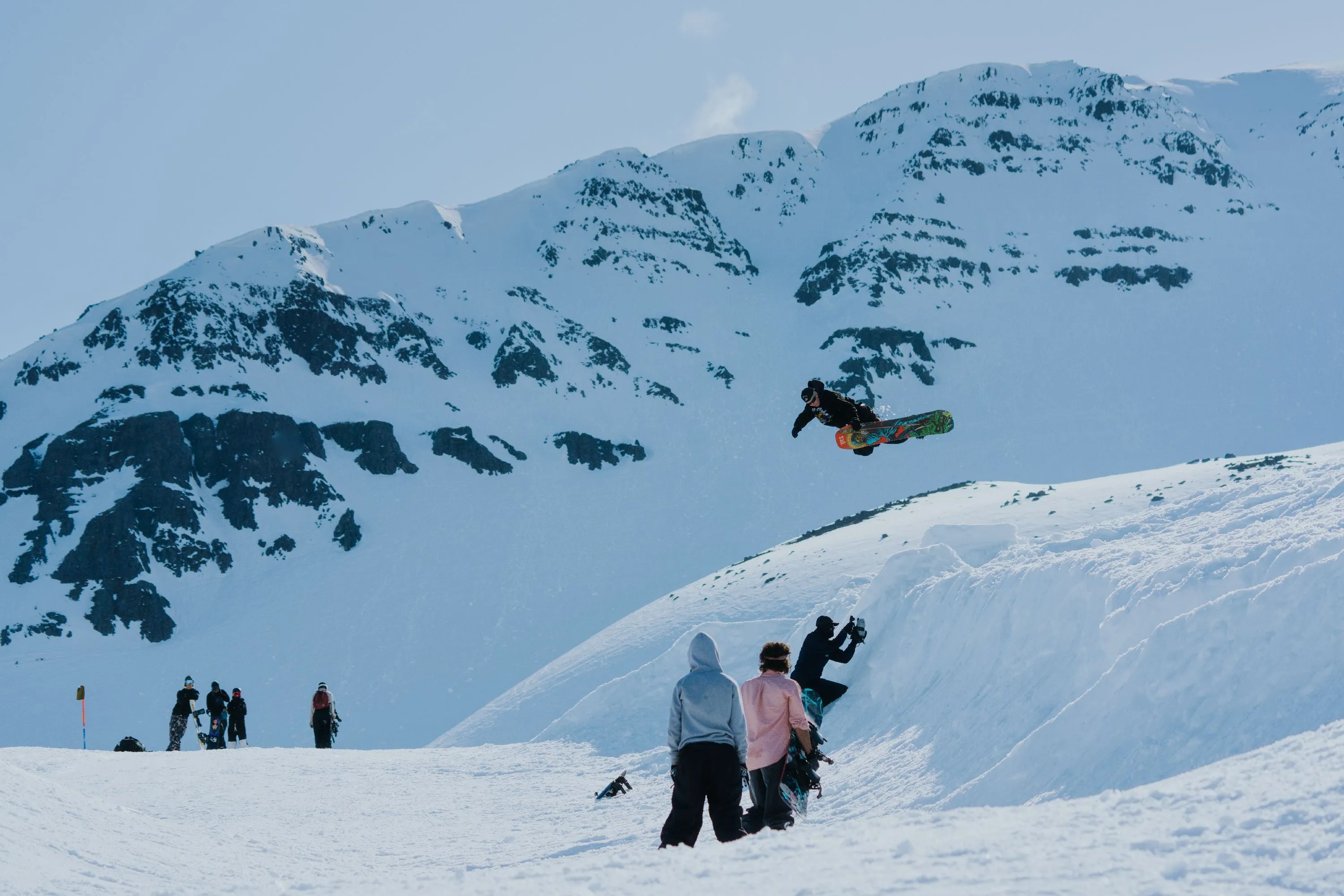 Yes All-In Snowboard 2025